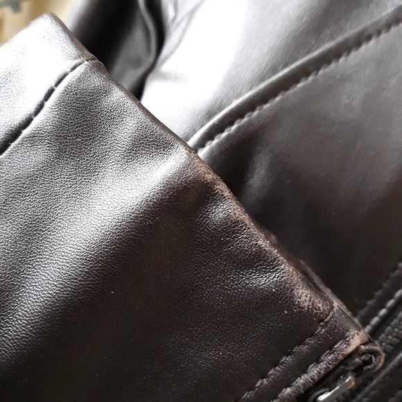 DANIER SZE L Brown 💯  leather coat🎉🎉Host Pick 1/8/25🎉🎉 - Picture 7 of 16